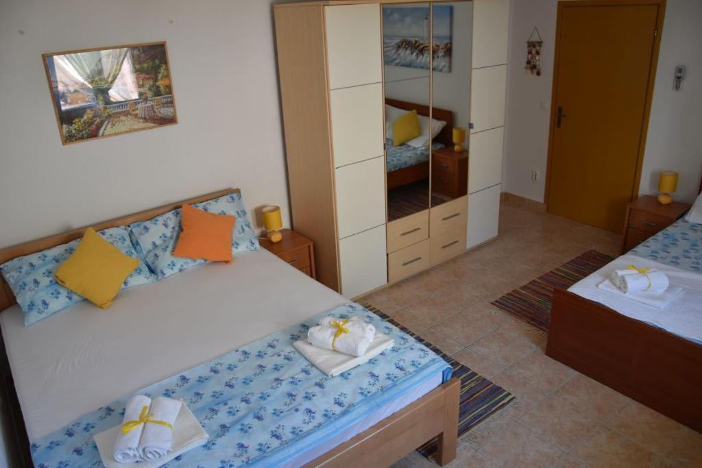Apartmani Meri Ražanj 외부 사진